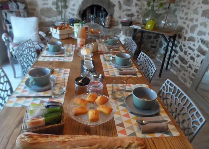 Les Du Couraud Gasthuis Saint-Aubin-des-Ormeaux